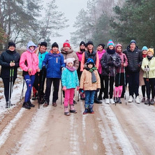 Marsz Nordic Walking w Nowej Wsi Noteckiej. Frekwencja dopisała