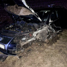 Czołowe zderzenie aut. Jeden z kierowców był pijany 