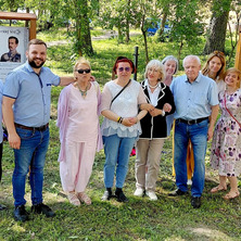 Upamiętniono dwie osoby. Uroczyste odsłonięcie tablic